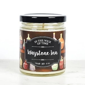 Waystone Inn | Scented Vegan Soy Candle | Name of the Wind Gift, Patrick Rothfuss Gift, Fangirl Gift, Bookish Gift |