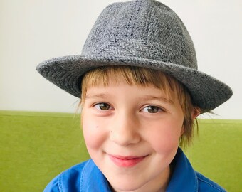 Vintage 1970s Children's / Teens French Grey / Winter /  Wool Trilby Hat 55 cm / 8Y and up