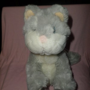 Gund Cat plush Gray & White pink nose sits up  12&quot; cat gund kitty meow gray vintage tail