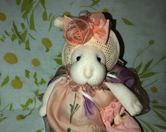 Vintage Russ Bunny Plüsch Rosette Knit Bonnet Geldbörse Floral rosa Pfirsich Weiß 6 "NWPT