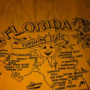 Vintage Florida Beach Towel Sunshine State Golf Water ski Dolphins Dark Yellow by Sherry 45.5&quot; x 67&quot; Scuba Lists Cities