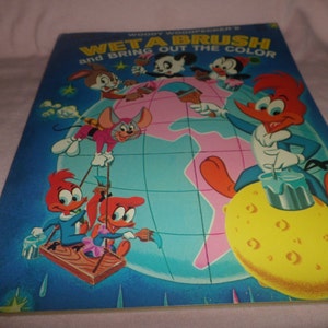 Vintage Woody Woodpecker Wet A Brush Book coloring book Clean  1971 Chilly willy blue red hair beak crayons