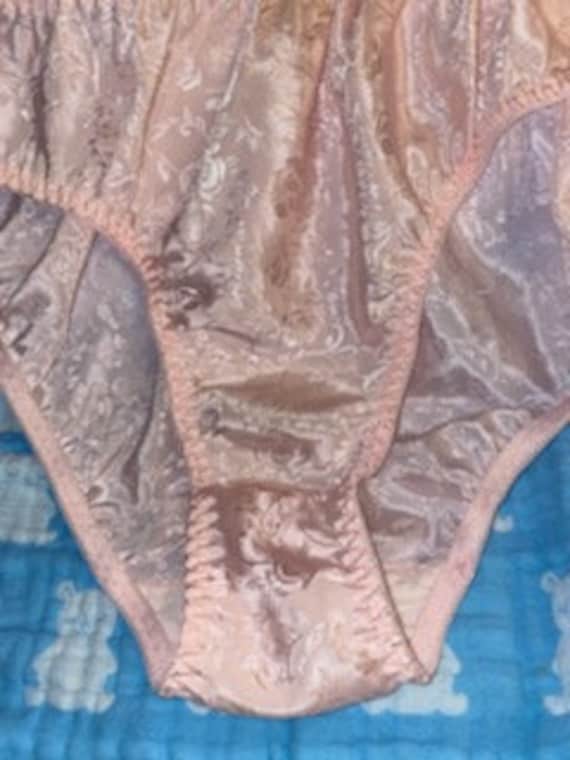 Vintage Womens Panties Silky Shiny Floral Flowers Puckered Trim Size 10  High Cut ECU Pink Underwear -  Canada
