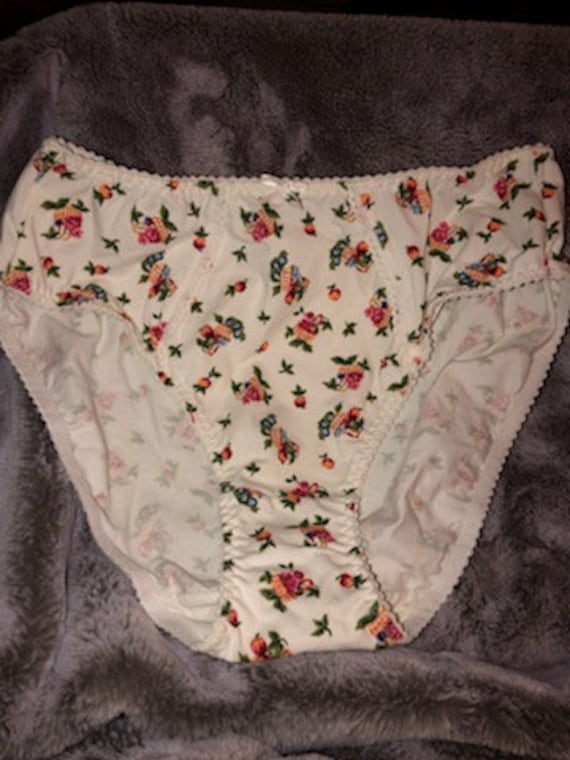 Ladies underwear size 9 deals