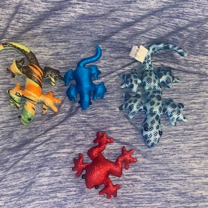 Vintage Ganz Lizard Lot Sand Creatures Rainforest Sand Red Frog Multi colored Salamander Aqua Green Silver ECU 3&quot; to 6.5&quot; Satin Silky bumpy