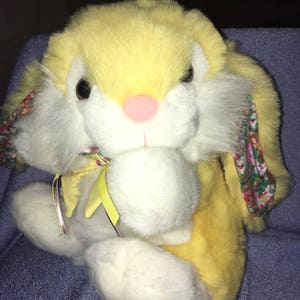 Vintage Bunny Rabbit Lemonwood Floral floppy ears White yellow NWPT Easter