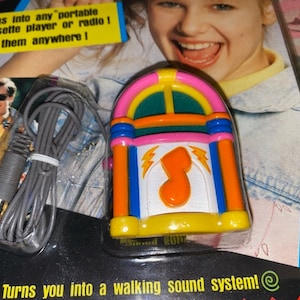 Vintage Nasta Jukebox Sound Wear Speaker Plugs into Radio or Portable cassette player Clip on NIP 1989