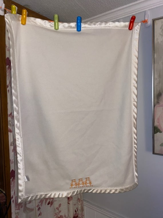 Vintage Wamsutta Baby Blanket Orange Embroidered Bears Satin Cream