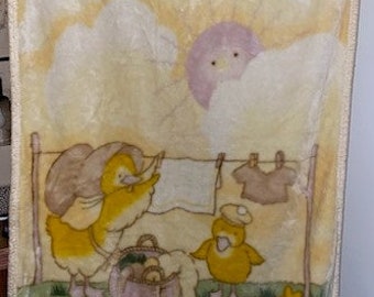 Vintage Baby Blanket Duck Mommy Baby Hanging Clothes Line