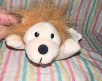 Puf vintage de GAF con forma de león de peluche y brotes de soja, de la marca NWTS Mane