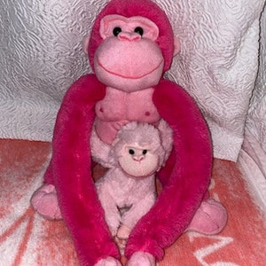Vintage Animal Alley Gorilla Mom Baby Dark Pink Light Hugger Long Arms ECU 15&quot; 7&quot;