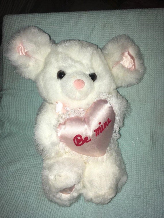 Vintage Walmart Mouse Plush Valentines Day Be Mine White Heart - Etsy Vintage Walmart Mouse Plush Valentines Day Be Mine White Heart - Etsy