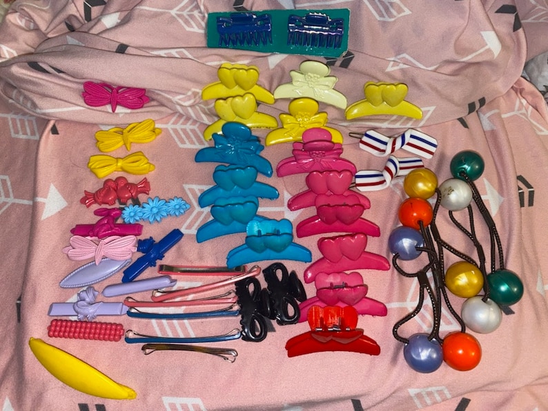 Vintage Hair Barretts Metal plastic Clips Ponytail flowers Animals Lot sets Girls doll braids Accessories butterflies Hearts Cats birds image 1