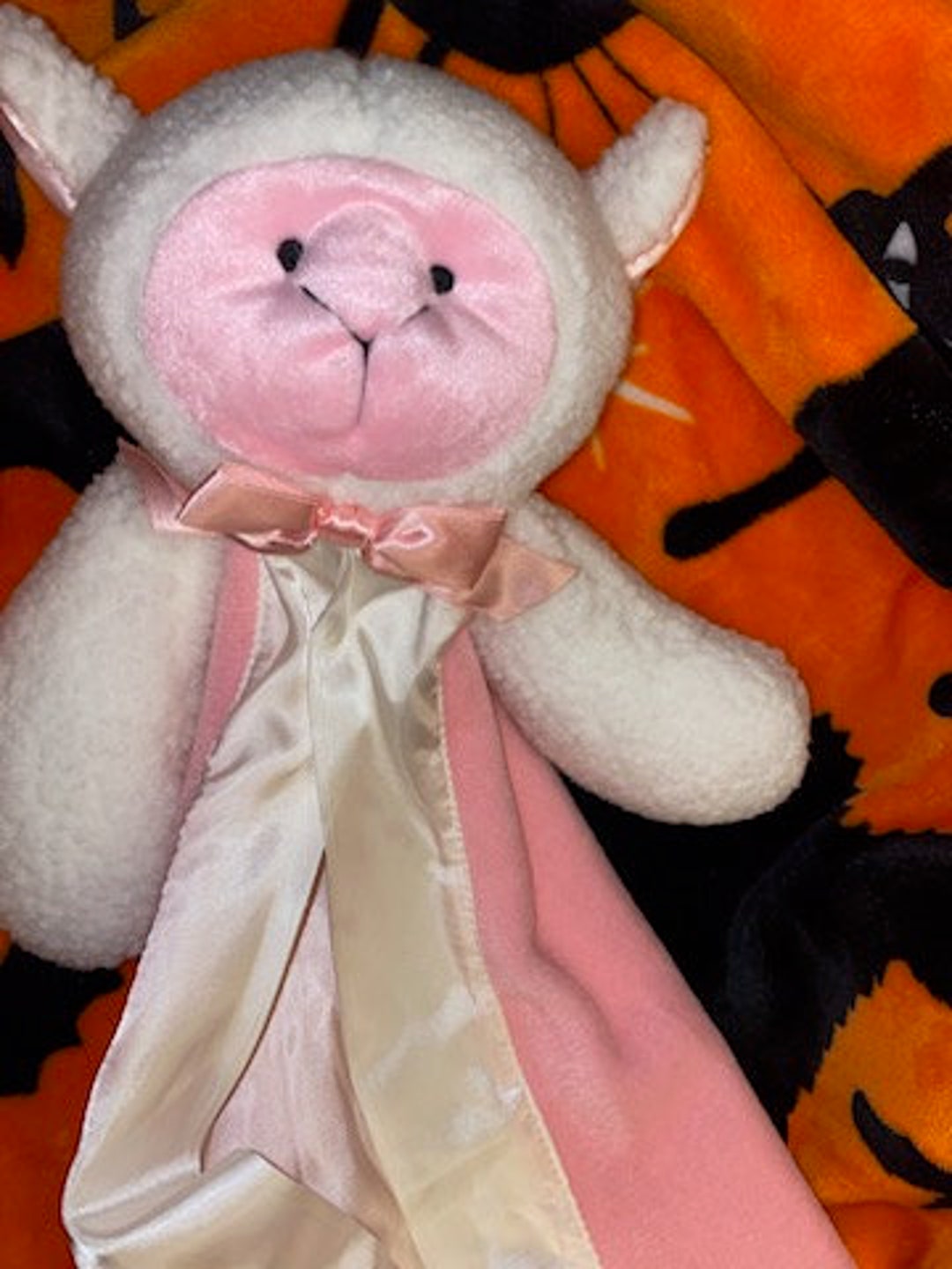 Vintage Stephan Plush Lamb Lovey Pink White Satin Box Trim
