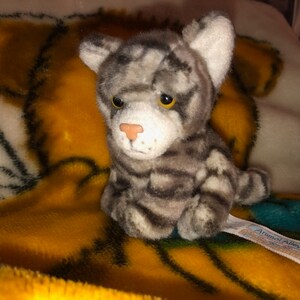 Vintage Animal Cat plush Gray White Tabby Little Kitten 4.5&quot; small Baby ECU