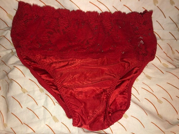 Vintage Womens Panties High Cut Underwear Red Vanity Fair Delta