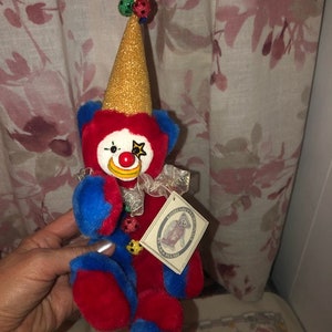 Vintage Kimbearlys Originals Bear Plush Clown with Crafted Face Jojo NWTS A&A Red Blue Gold Clown hat 12"