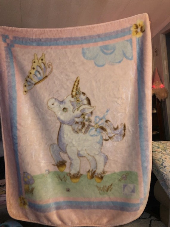hallmark unicorn blanket