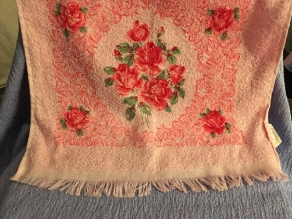 Vintage floral towels sale