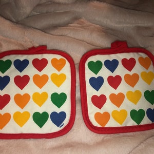 Vintage Rainbow Pot Holder Kitchen Hearts NWOTS set 80&#39;s Oven mitt heat helper Decor