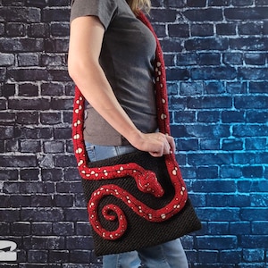 Patrón en PDF del bolso de ganchillo con forma de serpiente - Diseñado y probado por tejedores.