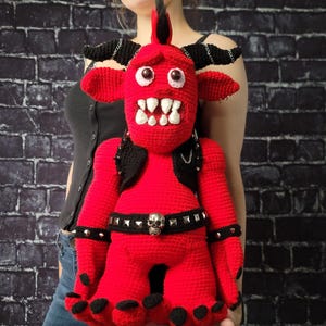 Patrón de amigurumi de peluche base de monstruo en PDF - Diseñado y probado por tejedores.