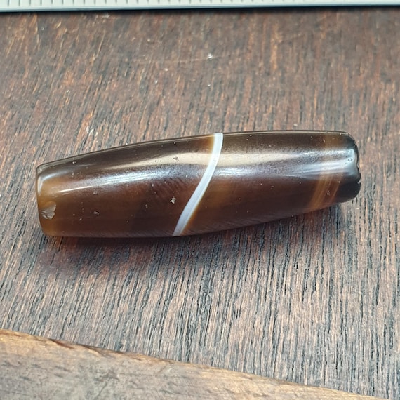 Antique Yemeni Agate Bead 38mm, Banded Sulemani Agate, Natural Striped Agate Talisman, Ancient Style Chung Dzi Bead, Collectible