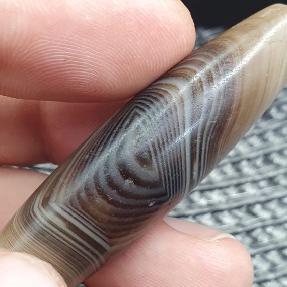 Vintage old Himalayan indo Tibetan rare Patterns pure Natural Eyes Banded Agate Amulet,