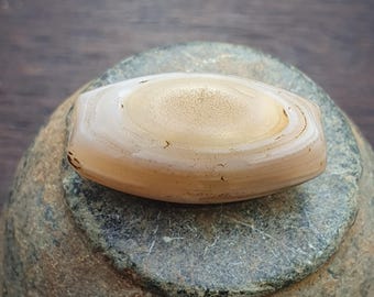 Antiguos ojos africanos yemeníes de ágata blanca con forma de ojos, amuleto de cuentas de piedra.