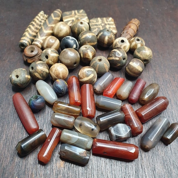 Lot asian pumtek and african yemeni agate beads lot-pmt