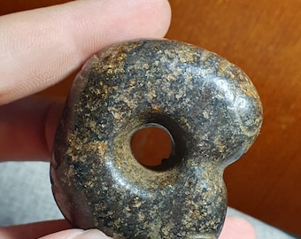 Antique stone jade mysterious animal carving stone amulet bead magnetic stone #8