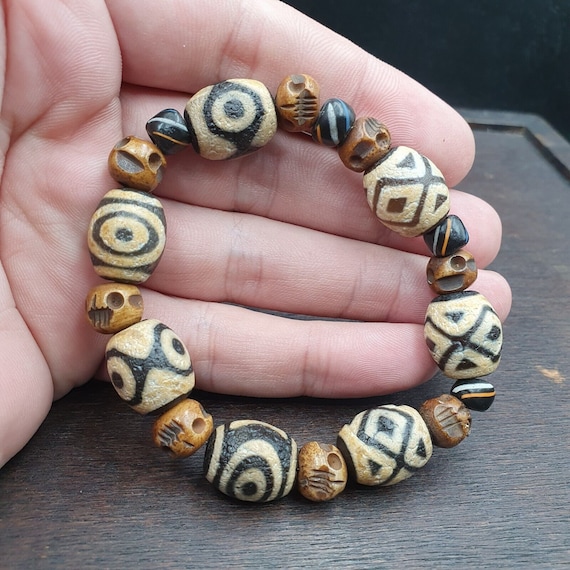 Very rare tibetan dzi bead old amulet agate eyes pattern tibet gzi bracelet