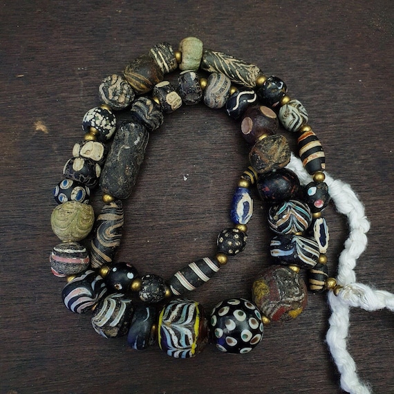 41 antique roman to early islamic mosaic gabri glass beads c. 1st-7th century adgift