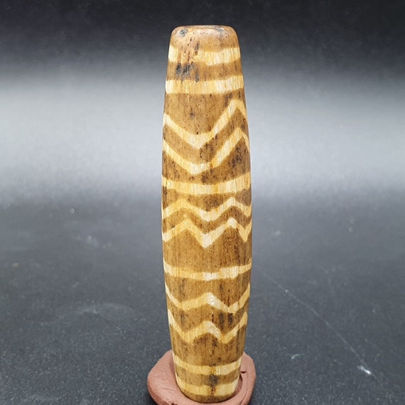 Vintage south asian burmese old pyu tribal pumtek petrified wood stone bead