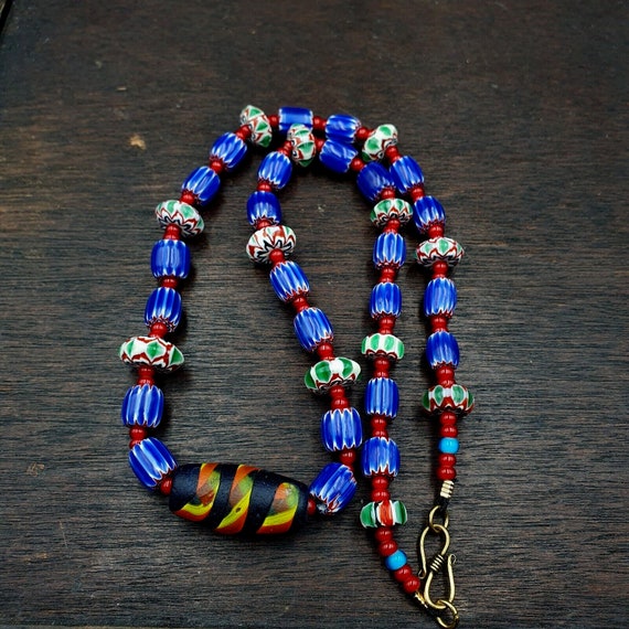 Vintage white heart venetian style blue chevron glass beads necklace n9-10Gift