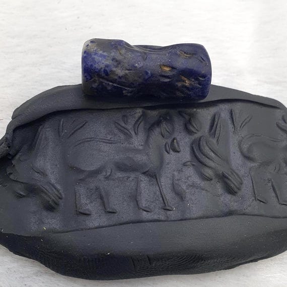 Rare Antique Lapis lazuli Seal Stone Bead Intaglio Carved Animal and Bird
