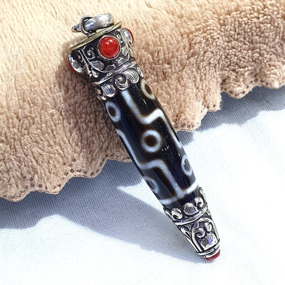 Coral 925 sterling silver 9 eyes tibetan nepalese dzi bead agate pendant