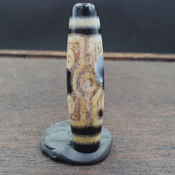Tibetan agate eyes stone dzi bead amulet