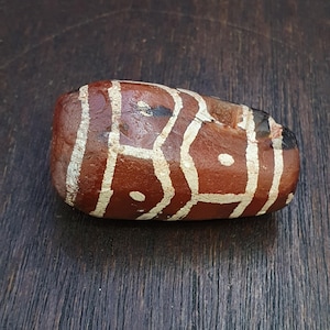 Etc-j1 antique tibetan etched agate bead decorated carnelian beads