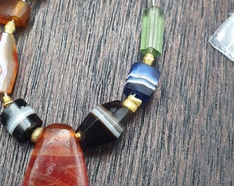 古代イエメン産の金のスペーサー付きアイアゲートビーズ - Etsy 日本