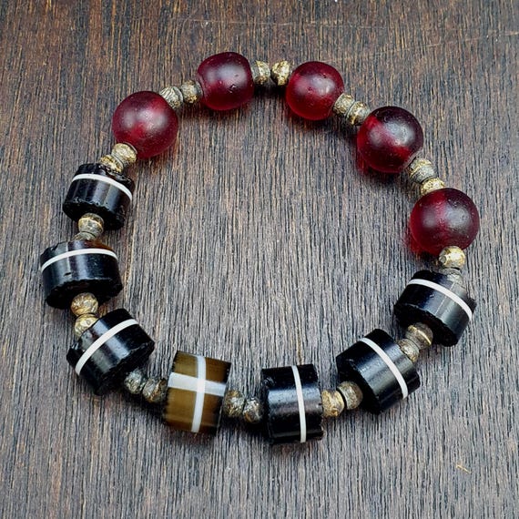Antique Yemeni Agate & Glass Beads Bracelet Old Trade Beads banded agate beads bracelet