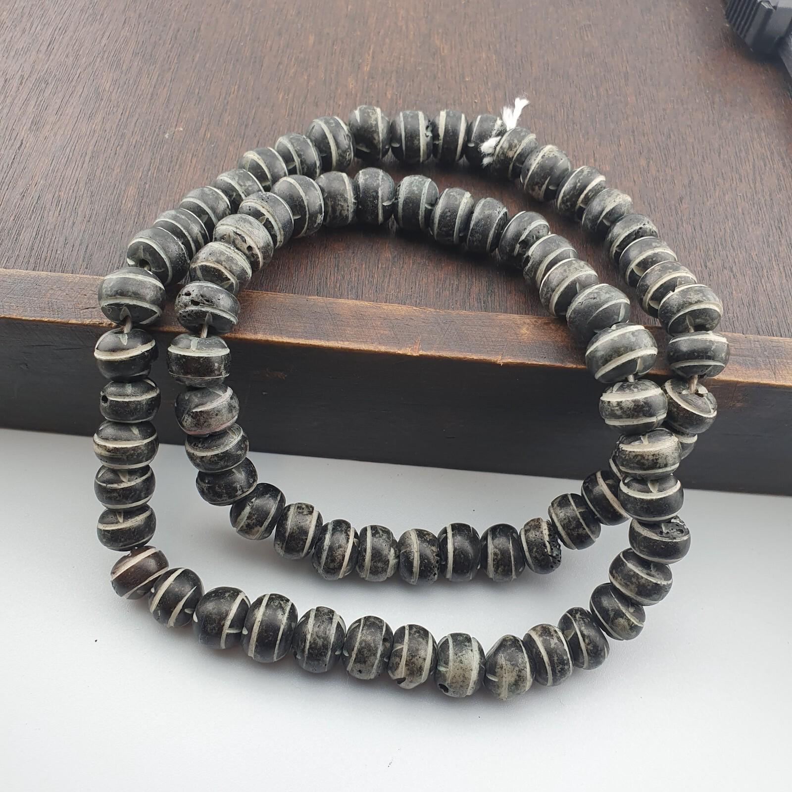 ヴィンテージ チベット彫刻 ヤクの骨（水牛）ビーズ ネックレス 11mm