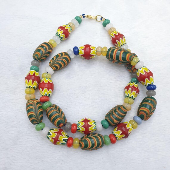Vintage Venetian Style Yellow Red Chevron & Green Feather Glass Beads Necklace