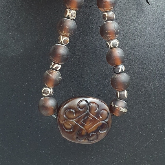 Antique tibetan chinese himalayan carving agate pendent amulet bead #33