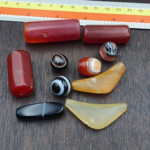 Antique old yemeni agate vintage tibetan himalayan eye agate bead lot 10 pcs