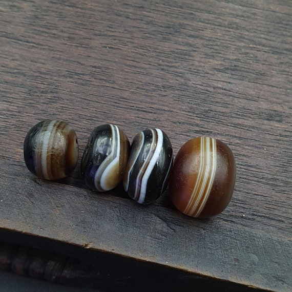 Lot 4 suleimani old bead pure patterns agate amulet religious antiquities