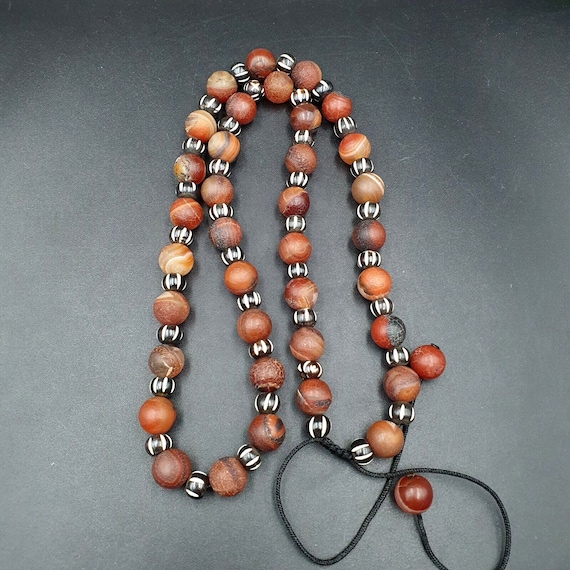 Rare tibetan agate carnelian beads necklace