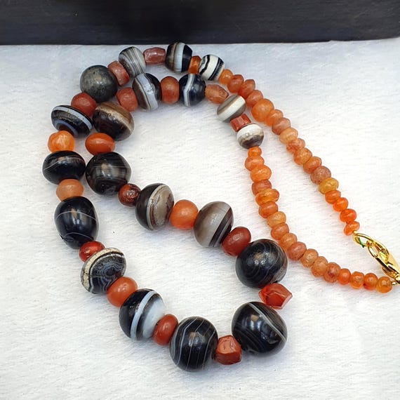 Suleimani Ancient bead pure patterns agate amulet religious antiquities, Indo Tibetan Himalayan Antique Agate Soleimani Beads Necklace
