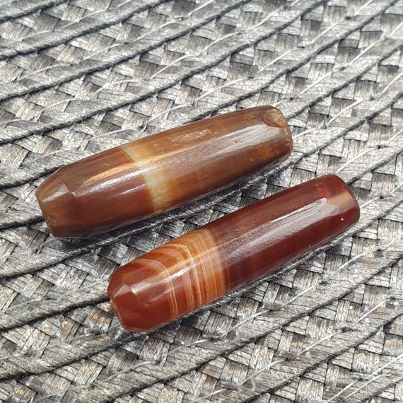 Lot 2 antique trade yemeni middle eastern natural agate amulet