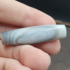 Antique yemeni old agate middle eastern gray agate bead